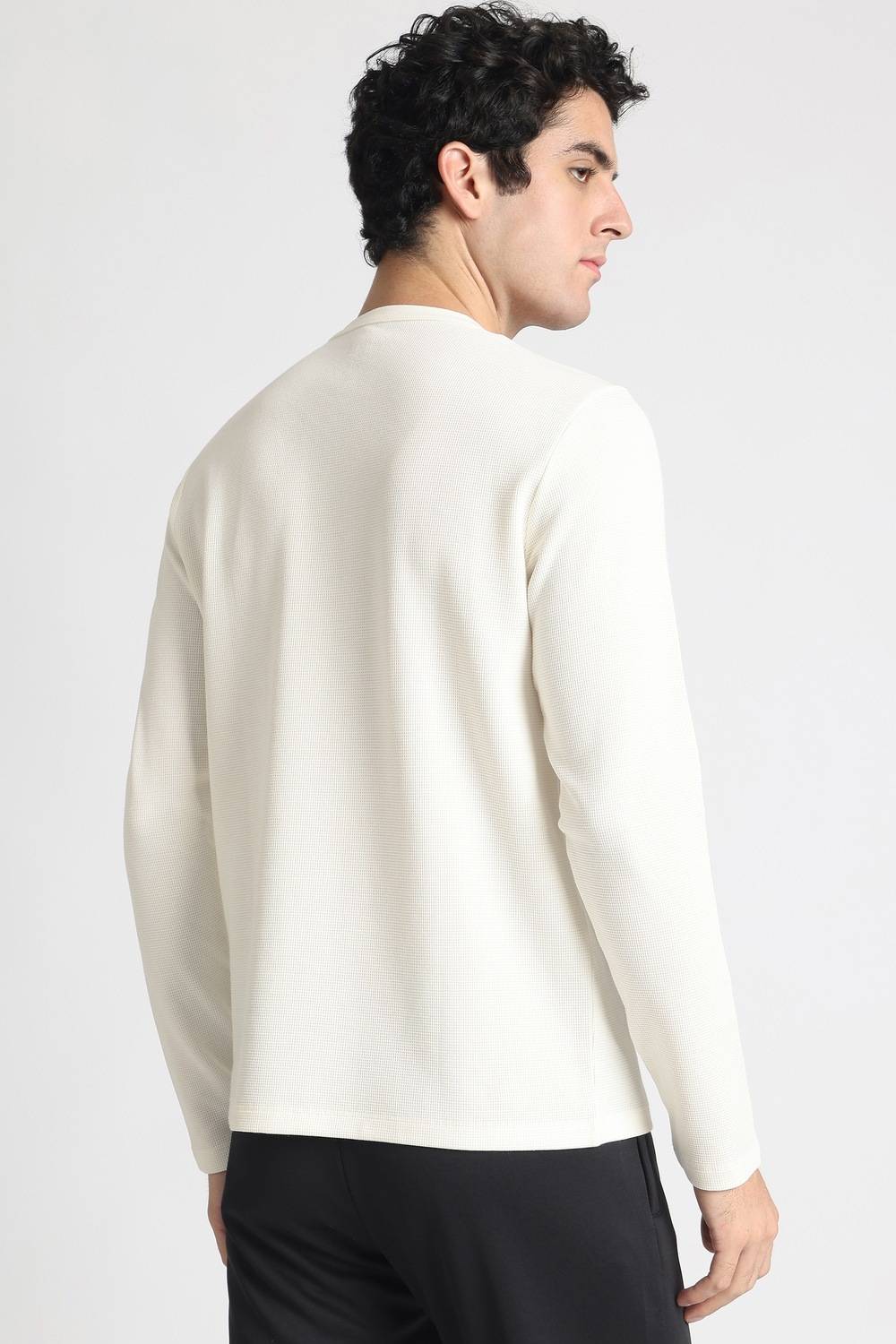 REEBOK Men White Round Neck T-Shirt - Image 3