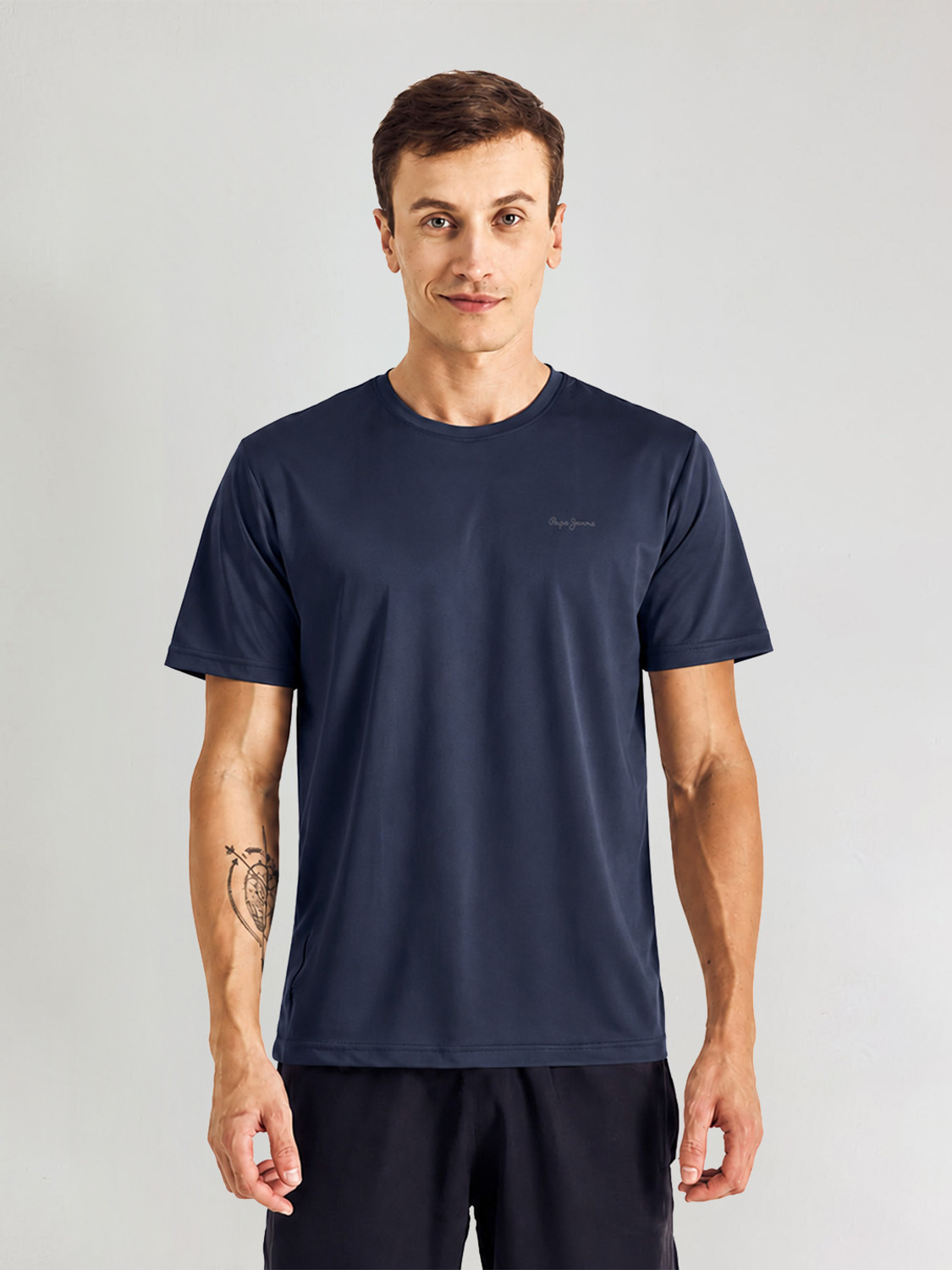Image of Pepe Jeans Solid Men Round Neck Navy Blue T-Shirt
