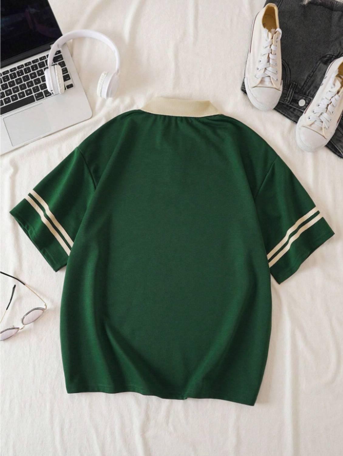 AVEJO Men Green Polo Neck T-Shirt - Image 2