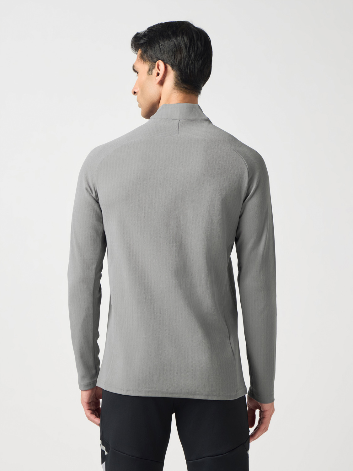 Image of TECHNOSPORT Solid Men Zip Neck Grey T-Shirt
