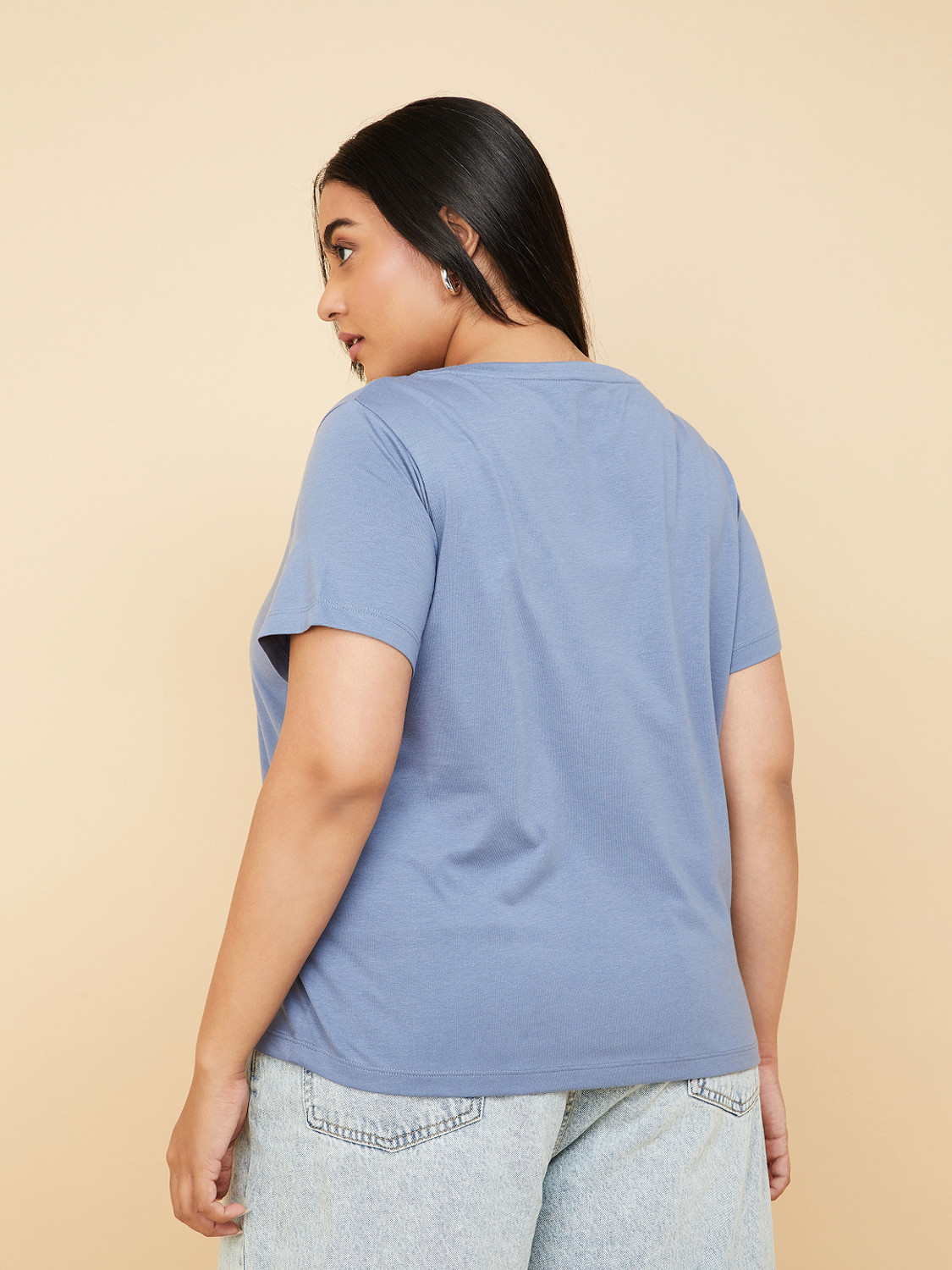 Image of MAX Solid Women Round Neck Blue T-Shirt