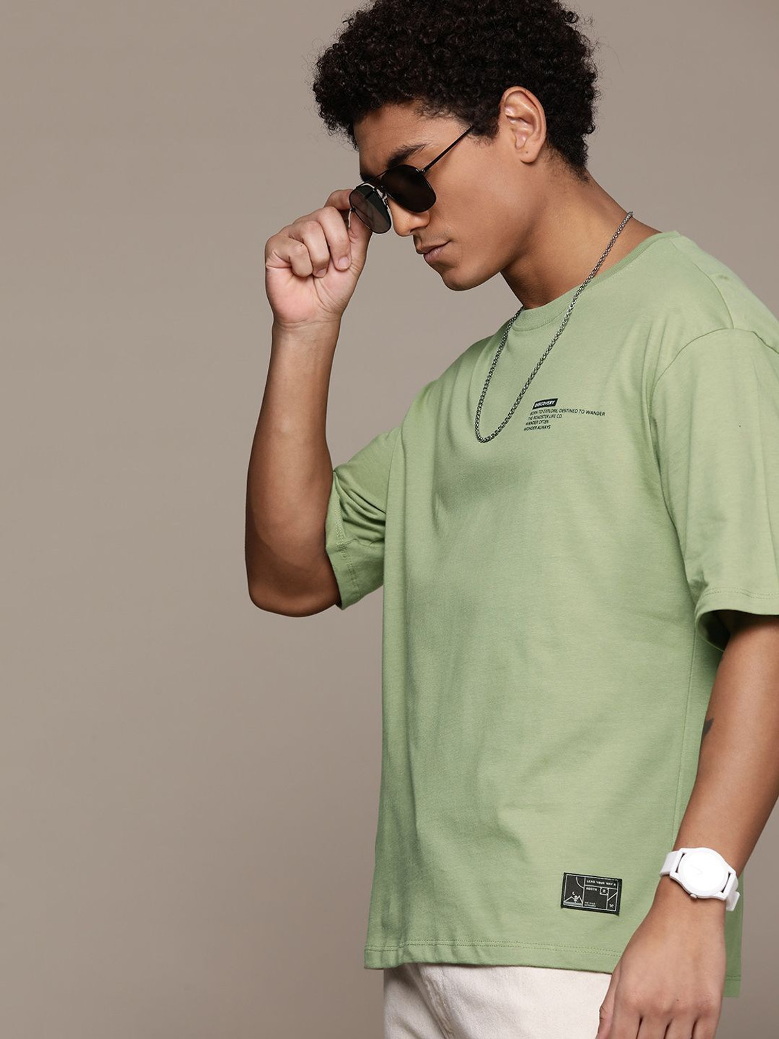 Image of Roadster Solid Men Round Neck Green T-Shirt