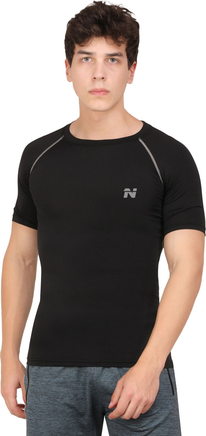 Image of HouseOfCommon Solid Men Round Neck Black T-Shirt