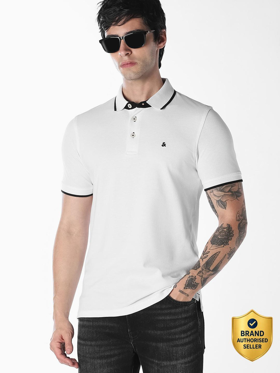 Image of JACK & JONES Colorblock Men Polo Neck White T-Shirt