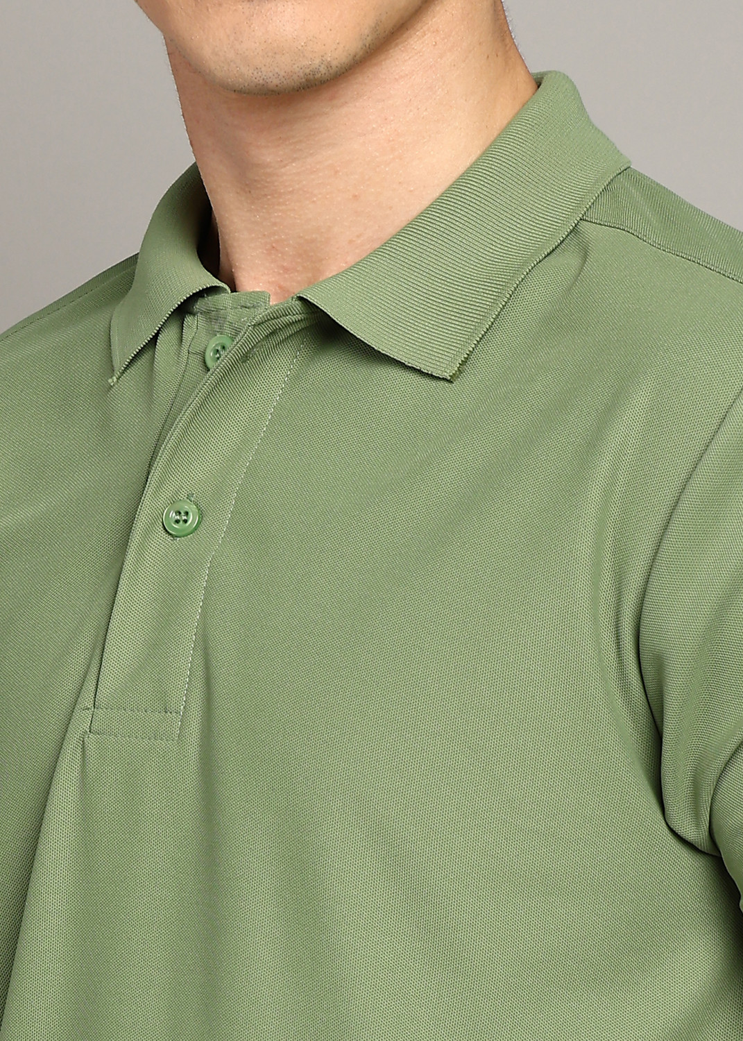 Image of Shiv Naresh Solid Men Polo Neck Green T-Shirt