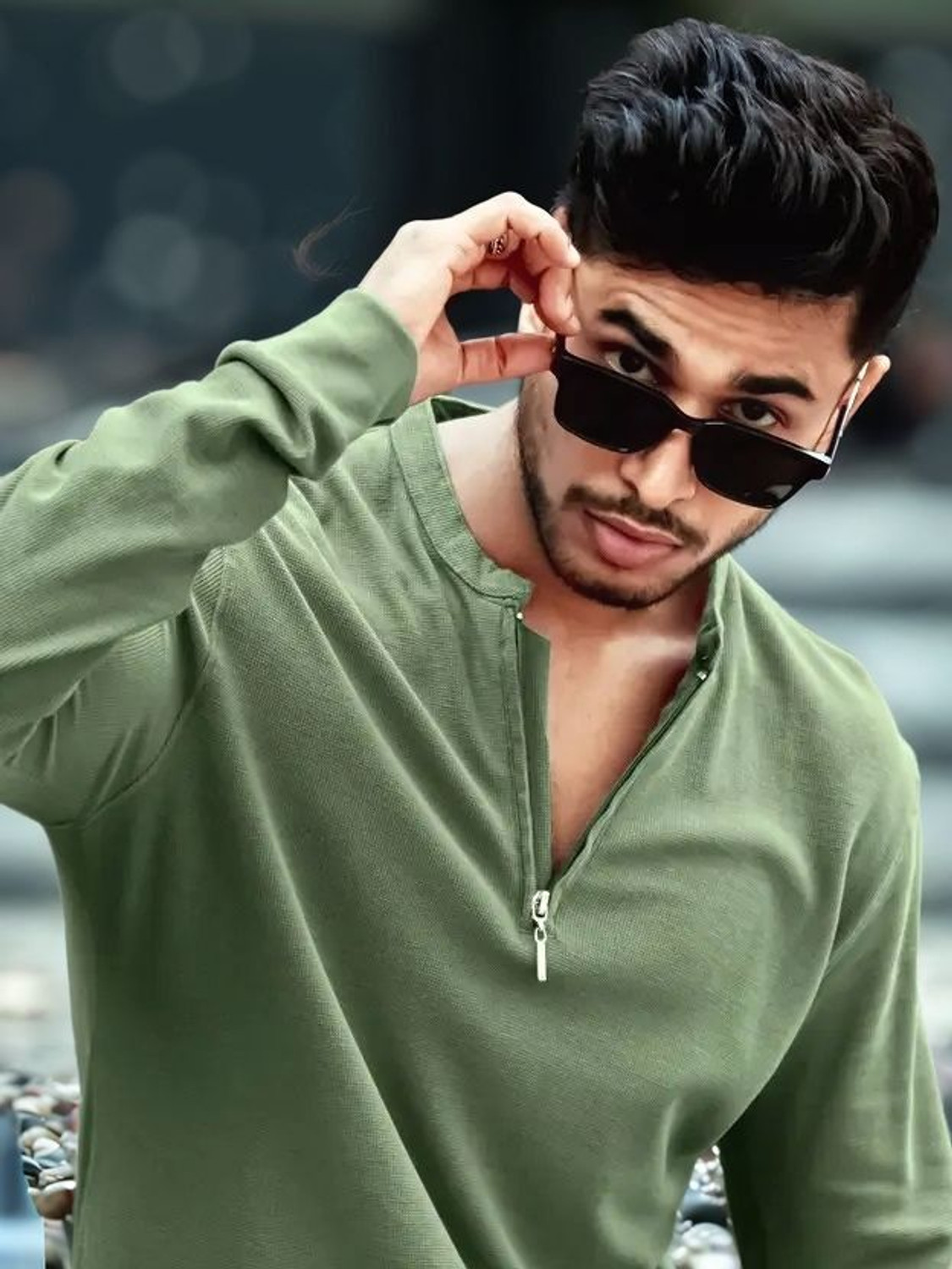 Image of MANIAC Solid Men Henley Neck Green T-Shirt