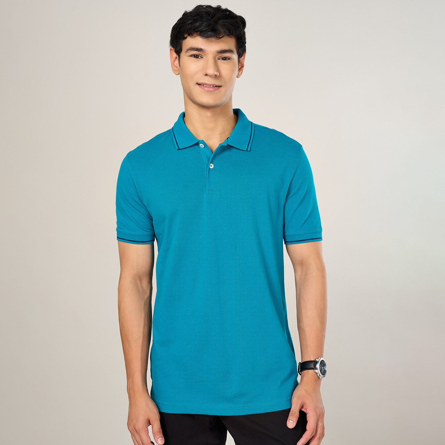 Image of Byford by Pantaloons Solid Men Round Neck Blue T-Shirt