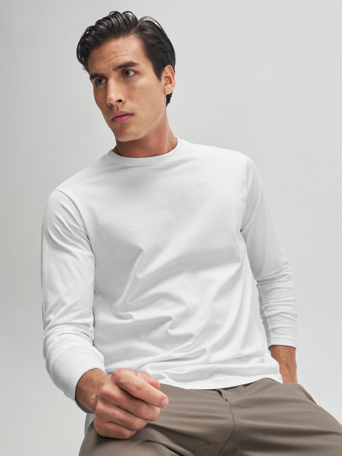 Image of XYXX Solid Men Round Neck White T-Shirt