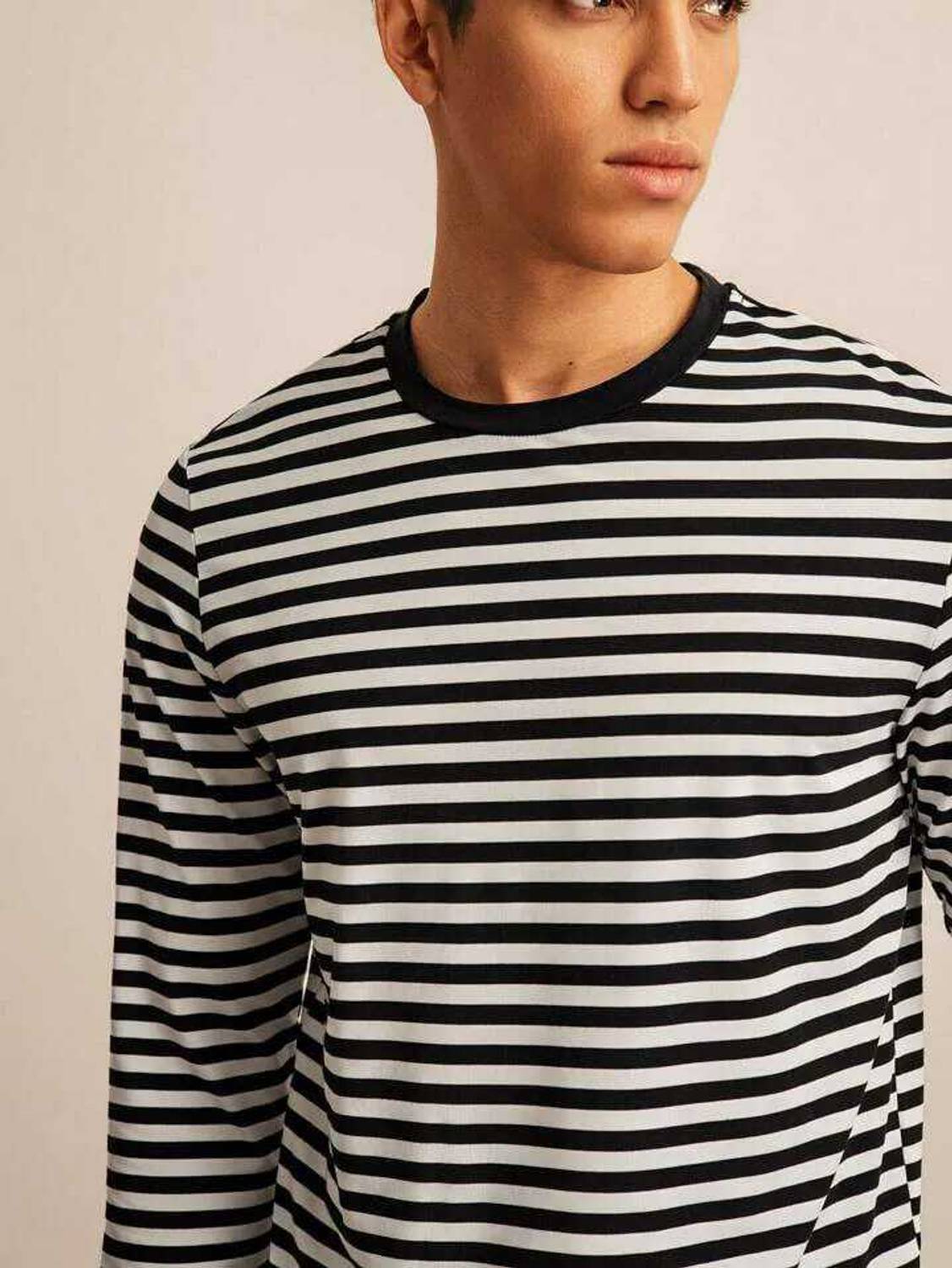 CottonCrest Striped Black, White Men's Round Neck T-Shirt - Image 3