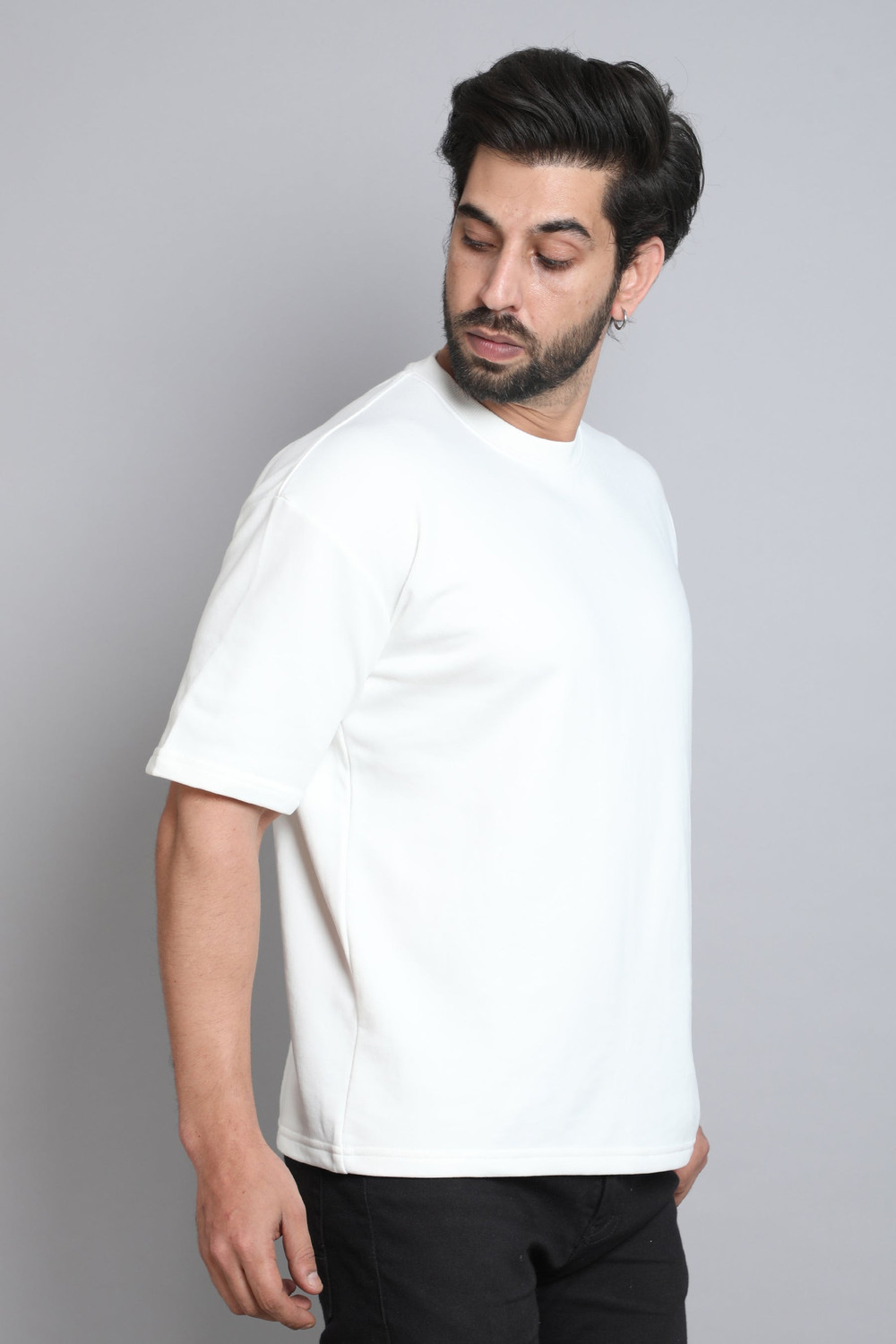Image of LazyGreg Solid Men Round Neck White T-Shirt