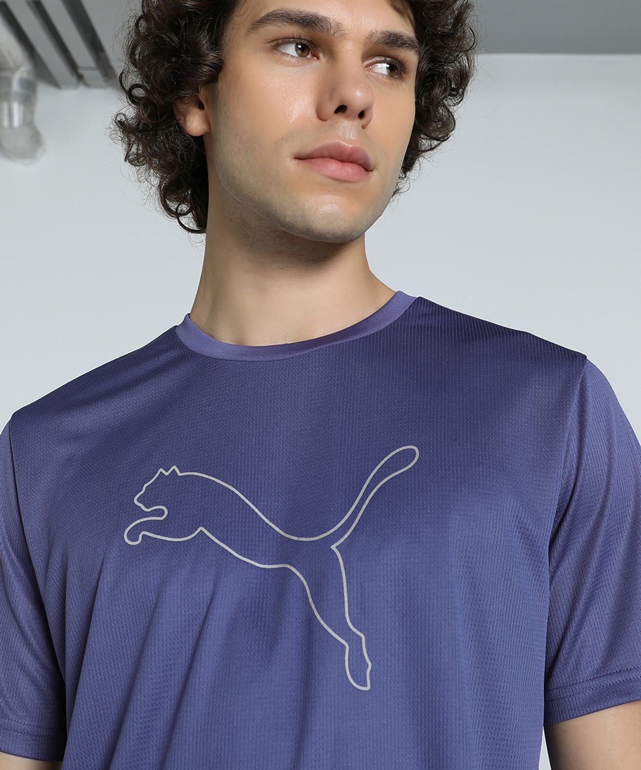 Image of PUMA Solid Men Crew Neck Blue T-Shirt