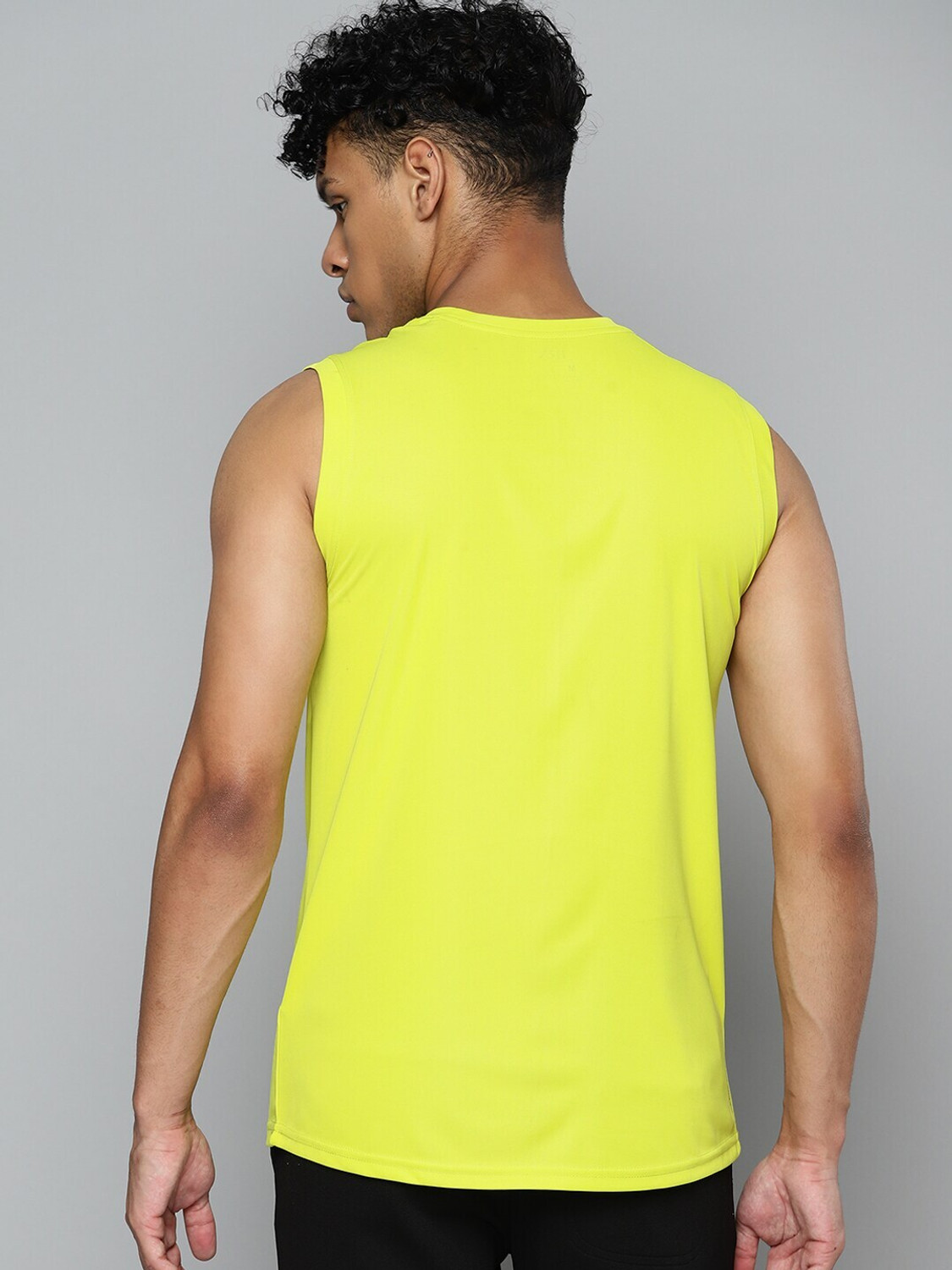 Image of HRX by Hrithik Roshan Printed Men Round Neck Light Green T-Shirt
