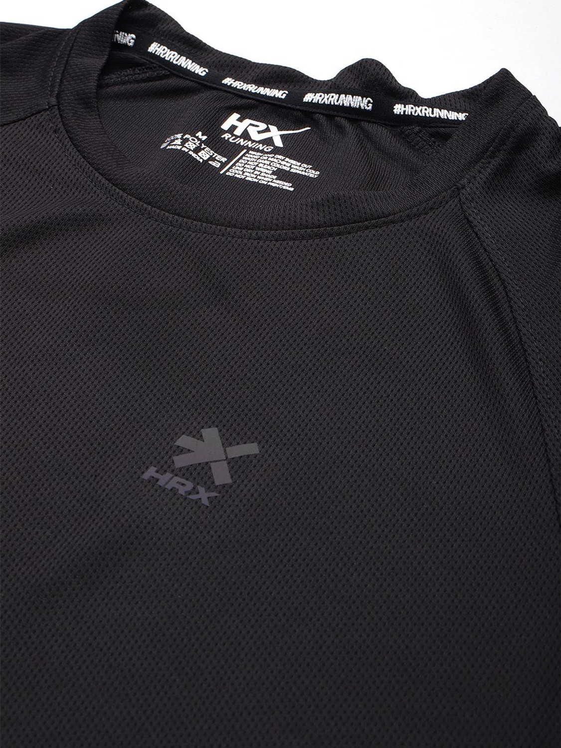 Image of HRX by Hrithik Roshan Solid Men Round Neck Black T-Shirt