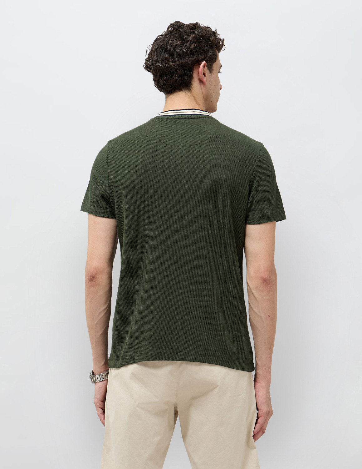 Image of U.S. POLO ASSN. Solid Men Crew Neck Green T-Shirt