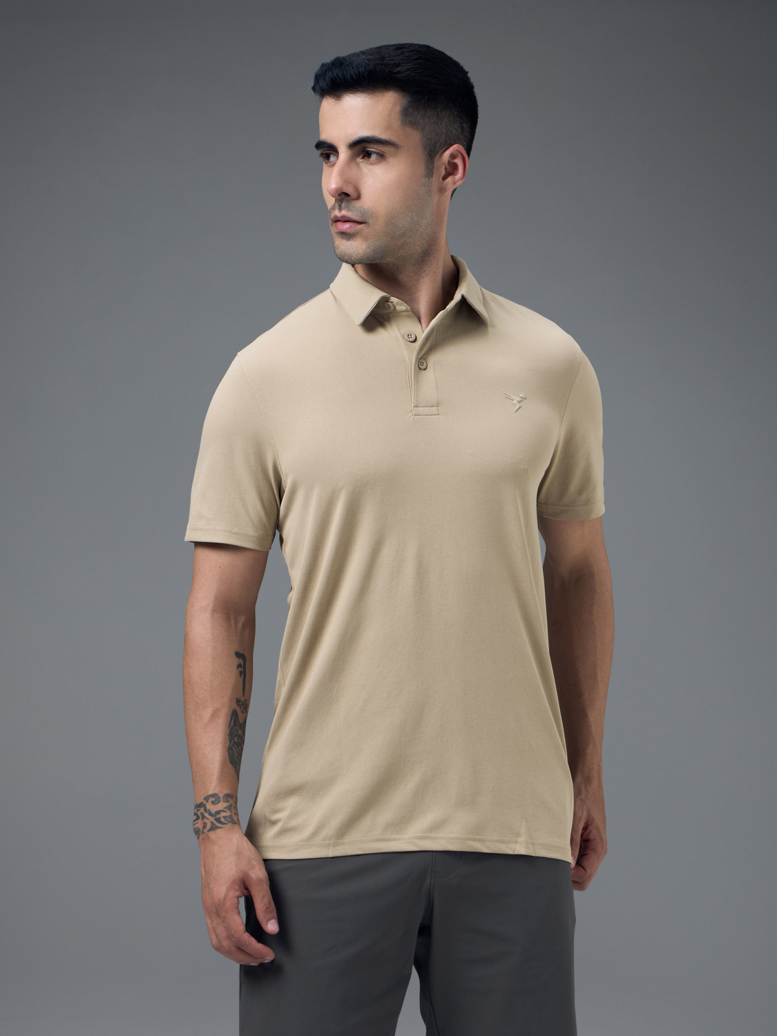 Image of TECHNOSPORT Solid Men Polo Neck Beige T-Shirt