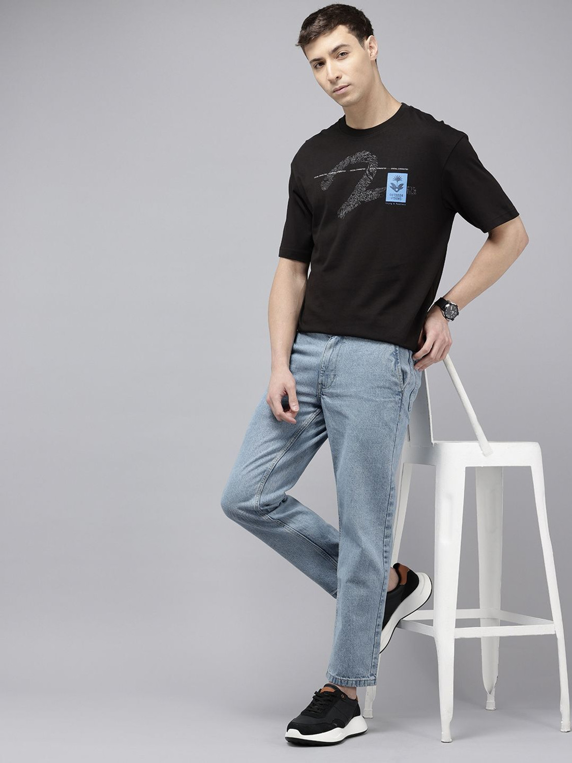 Image of Spykar Solid Men Round Neck Black T-Shirt
