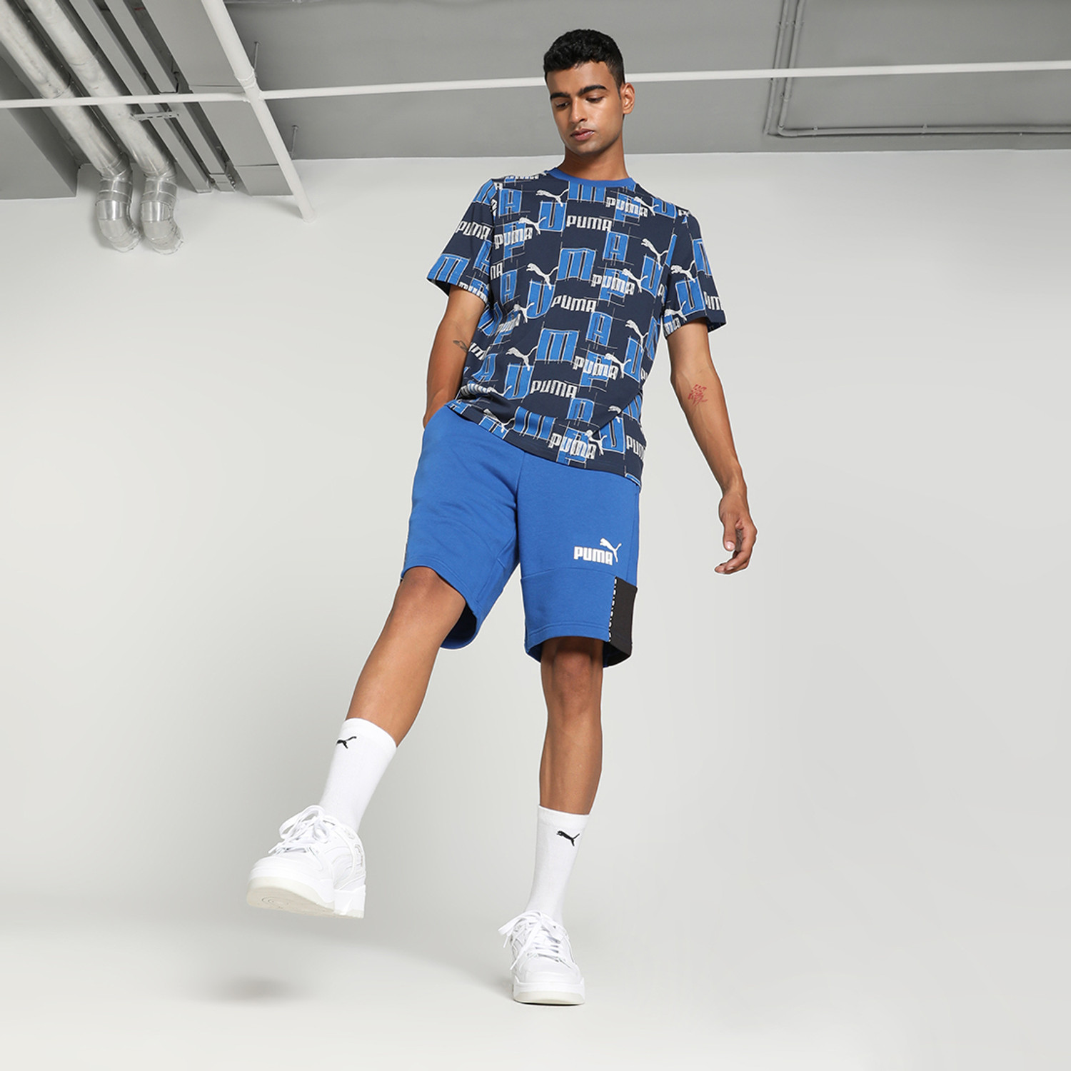 Image of PUMA Printed Men Crew Neck Blue T-Shirt