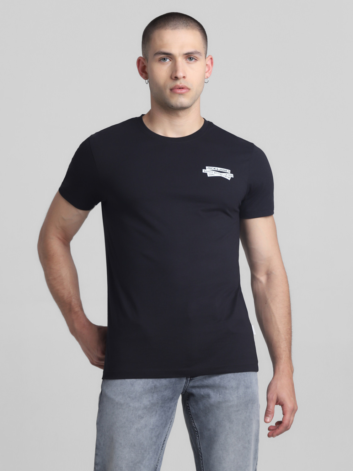 Image of JACK & JONES Solid Men Round Neck Black T-Shirt