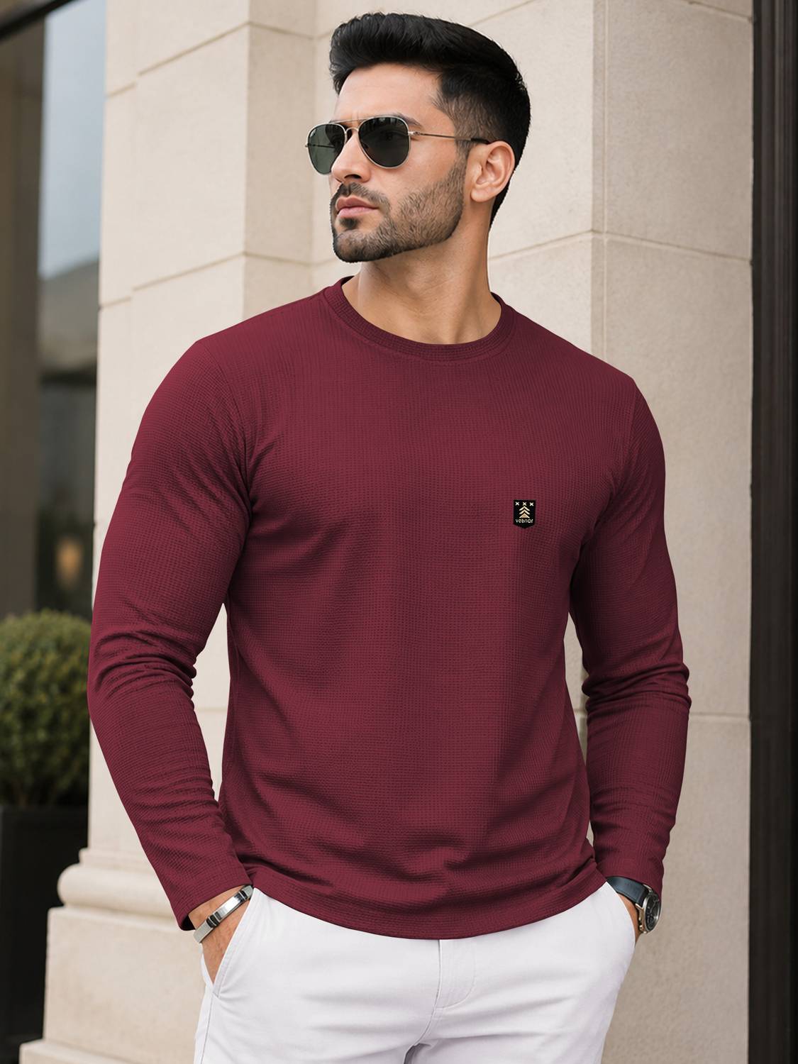 VeBNoR Men Self Design Round Neck Polyester Maroon T-Shirt