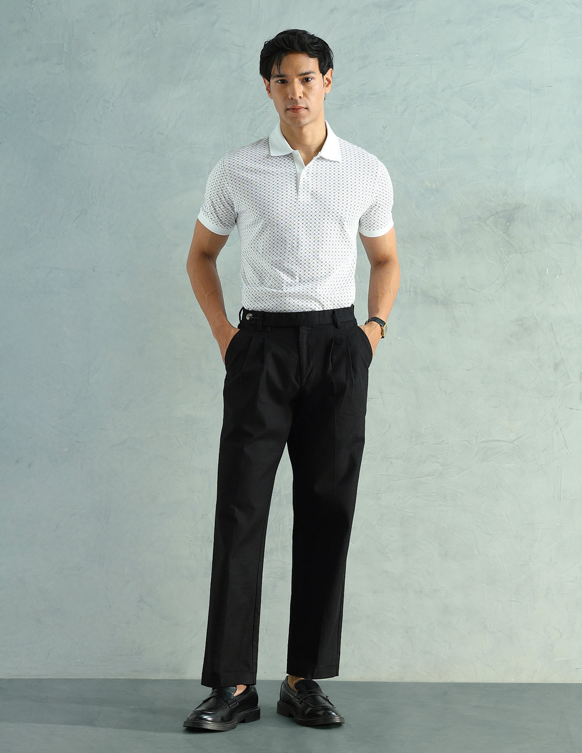 Image of Arrow Sport Geometric Print Men Polo Neck White T-Shirt