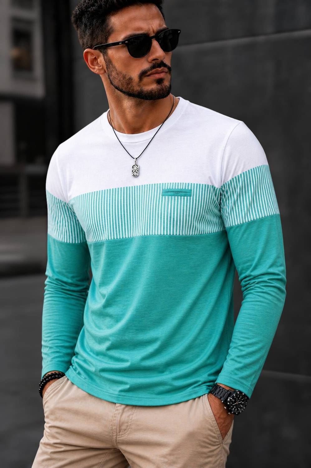 Autna Typography, Striped, Printed Men Round Neck Green T-Shirt