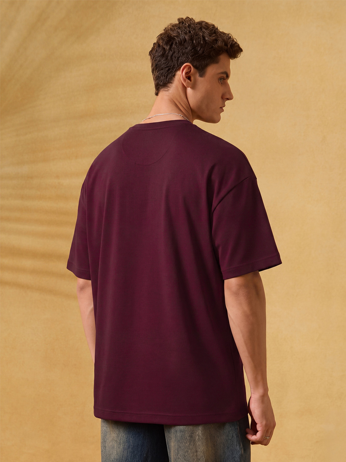 Image of The Souled Store Solid Men Round Neck Maroon T-Shirt