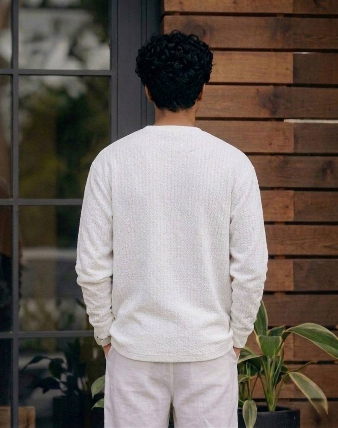 Avictor Men White Round Neck T-Shirt - Image 2