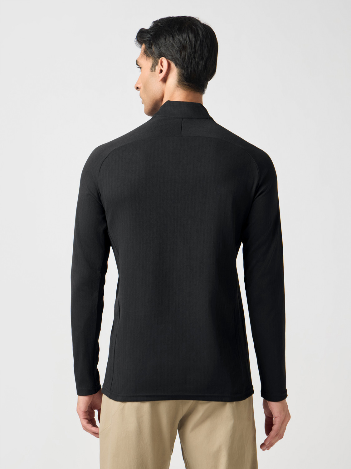 Image of TECHNOSPORT Solid Men Zip Neck Black T-Shirt