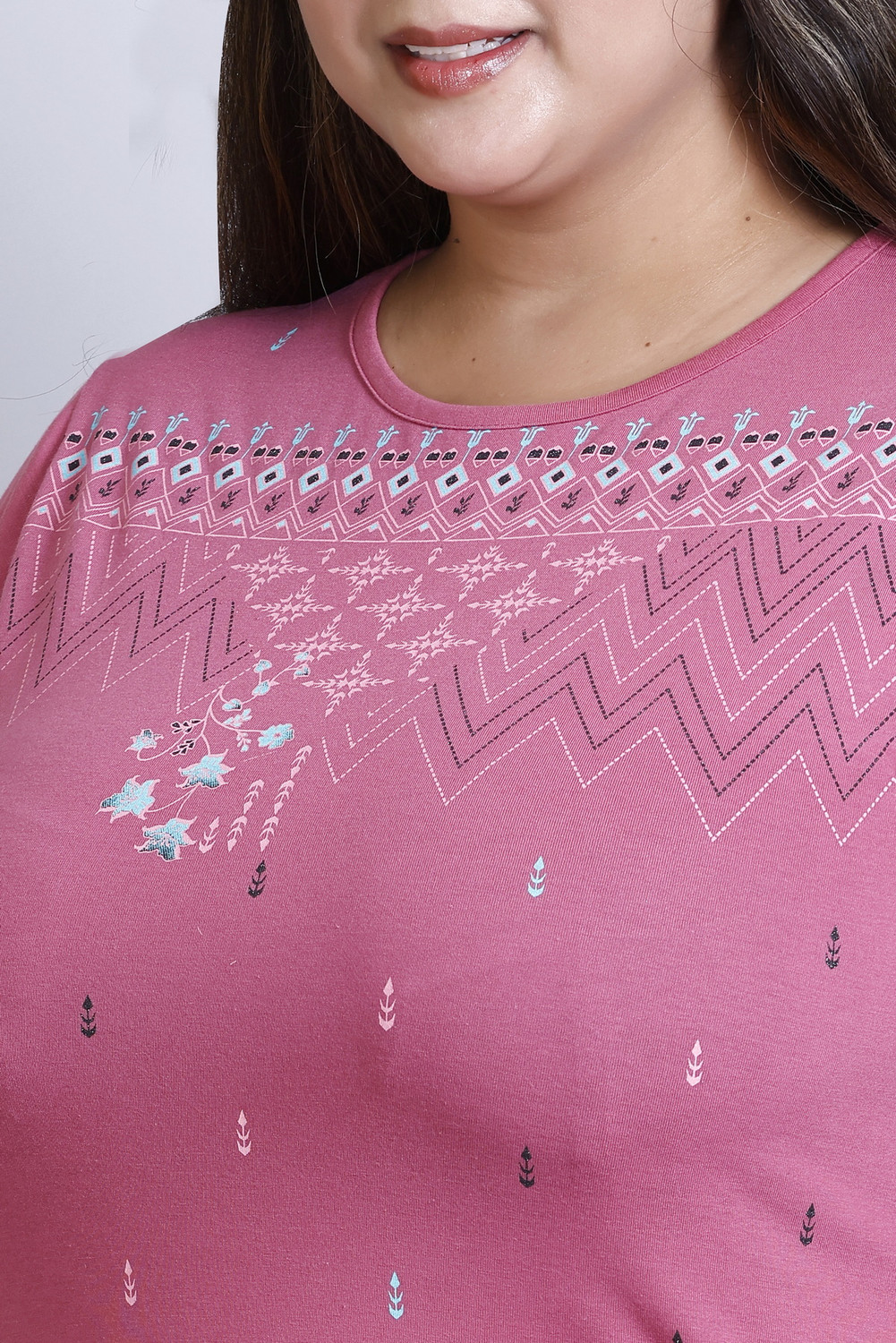 Image of Star Touch Floral Print Women Round Neck Pink T-Shirt