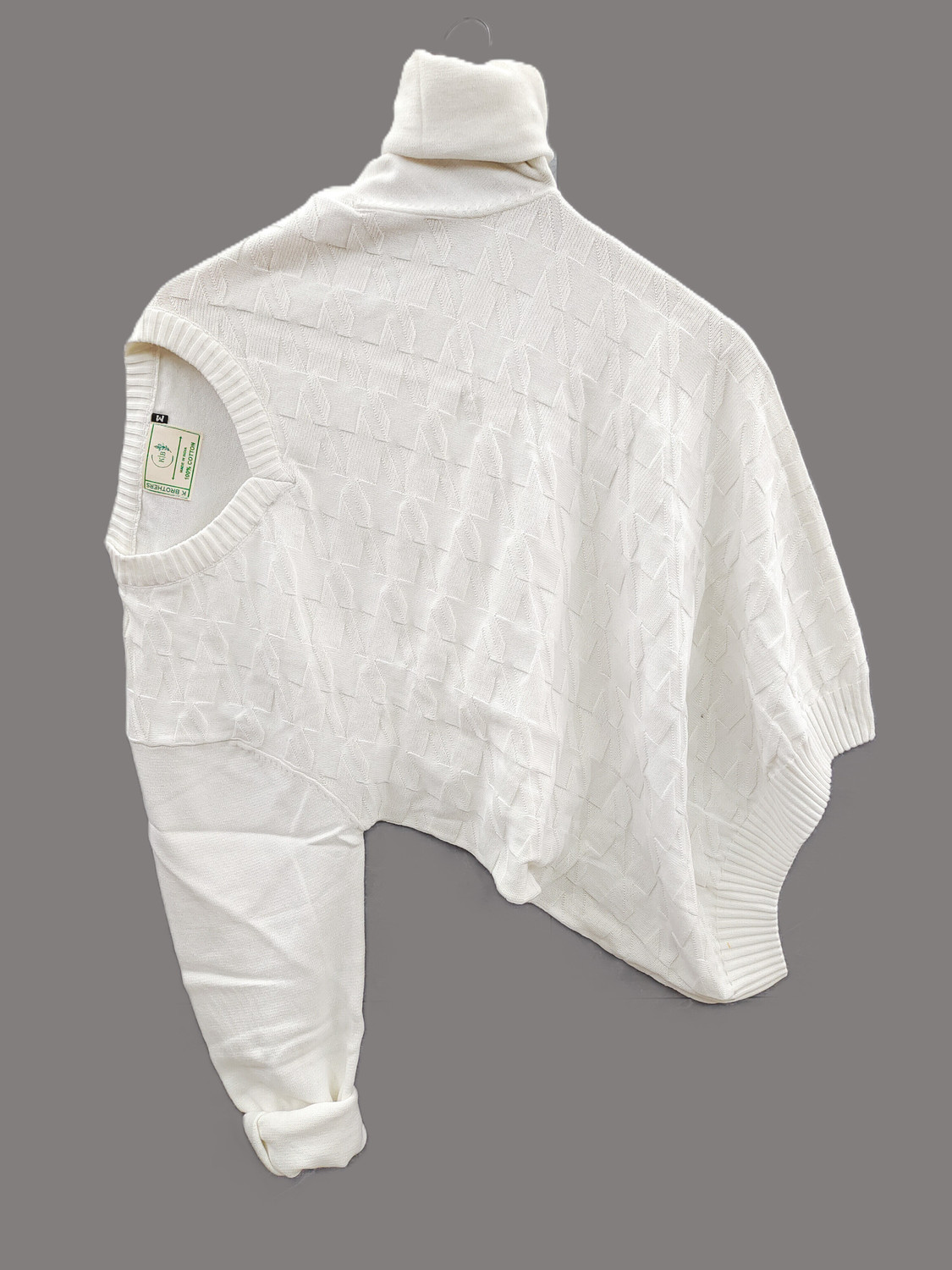 Image of HouseOfCommon Solid Men Round Neck White T-Shirt