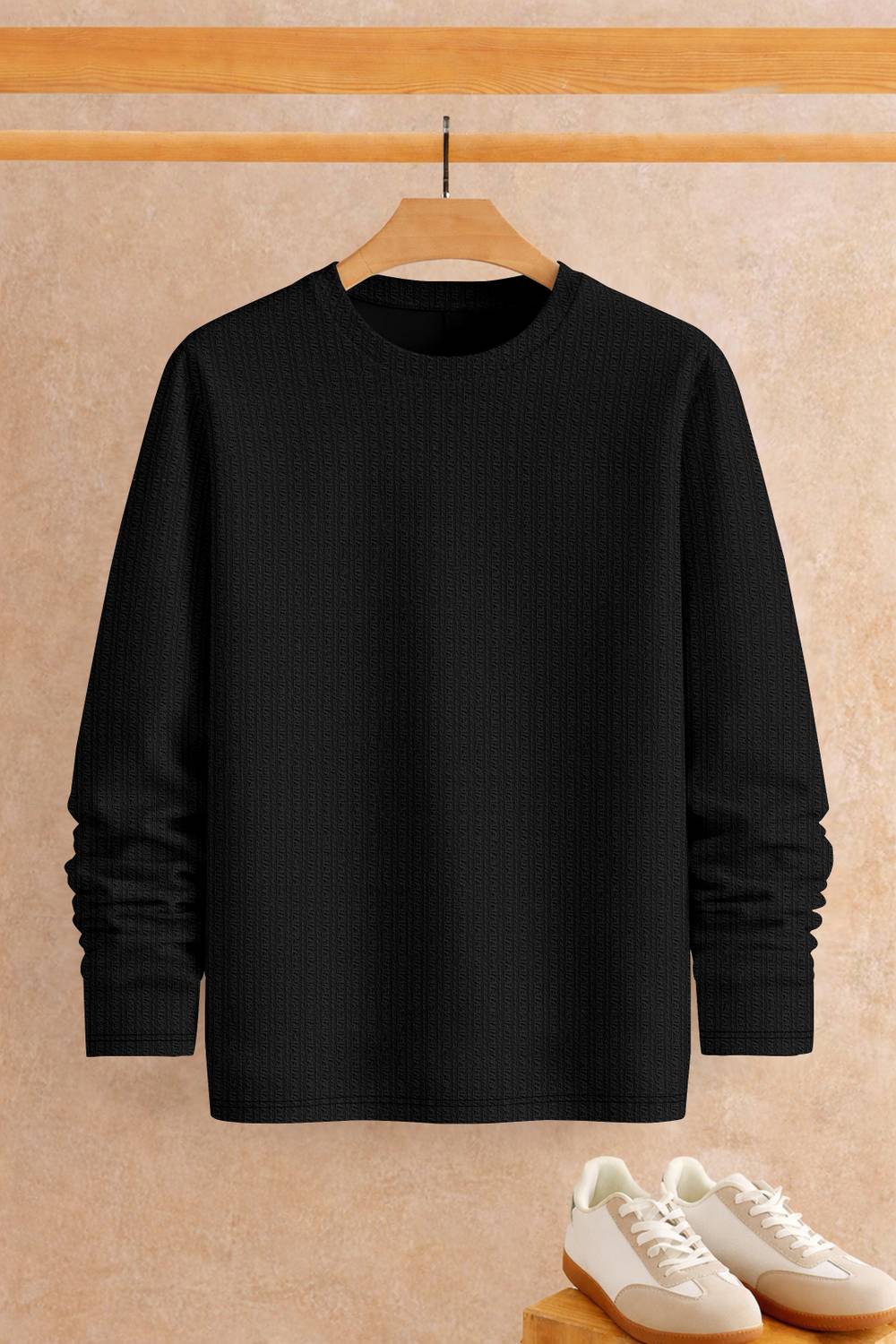 KAJARU Men Solid Round Neck Polyester Black T-Shirt