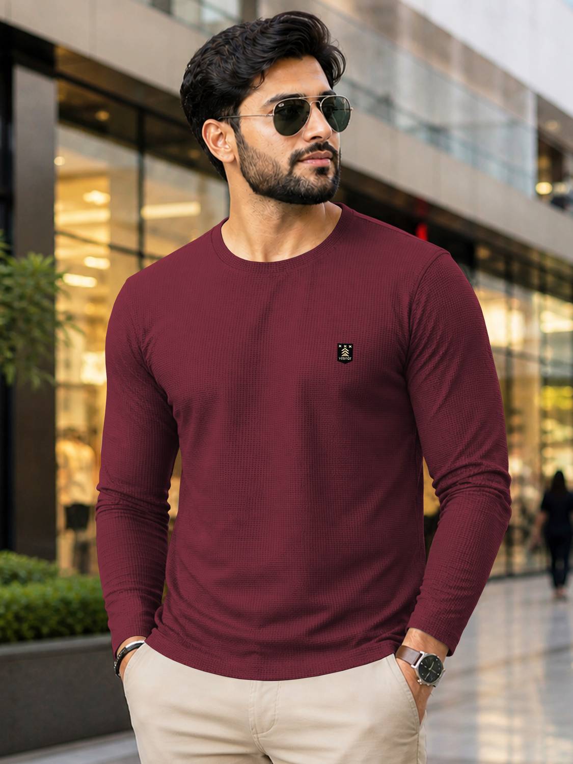 VeBNoR Men Solid Round Neck Cotton Blend Maroon T-Shirt