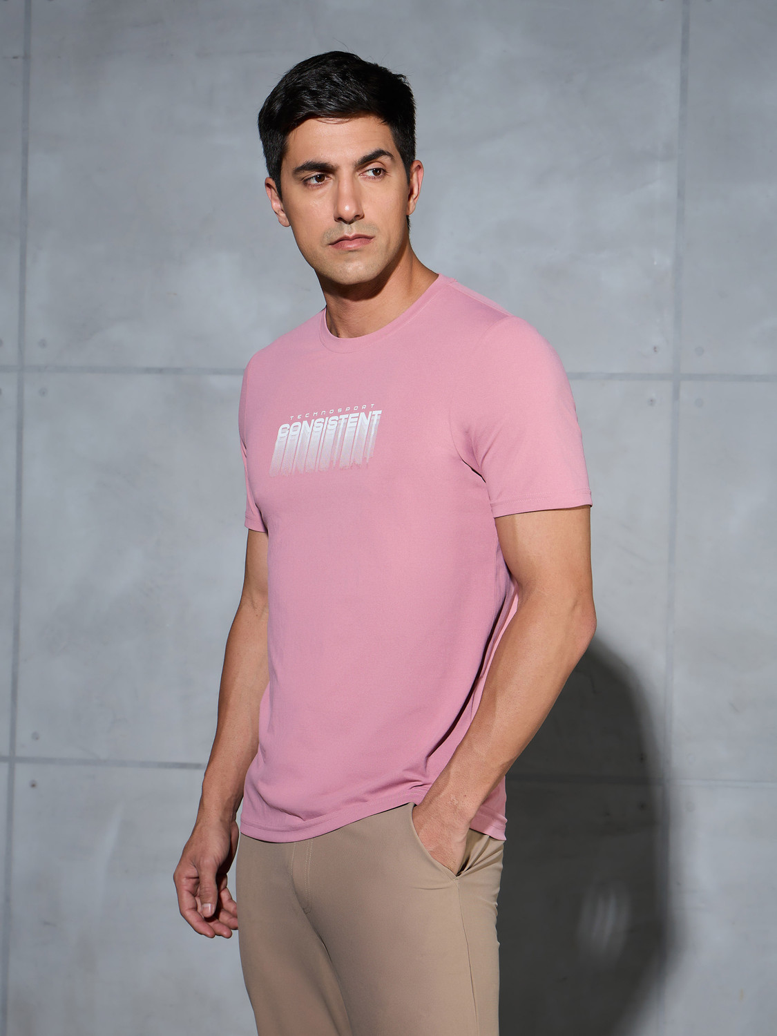 Image of TECHNOSPORT Graphic Print Men Crew Neck Pink T-Shirt