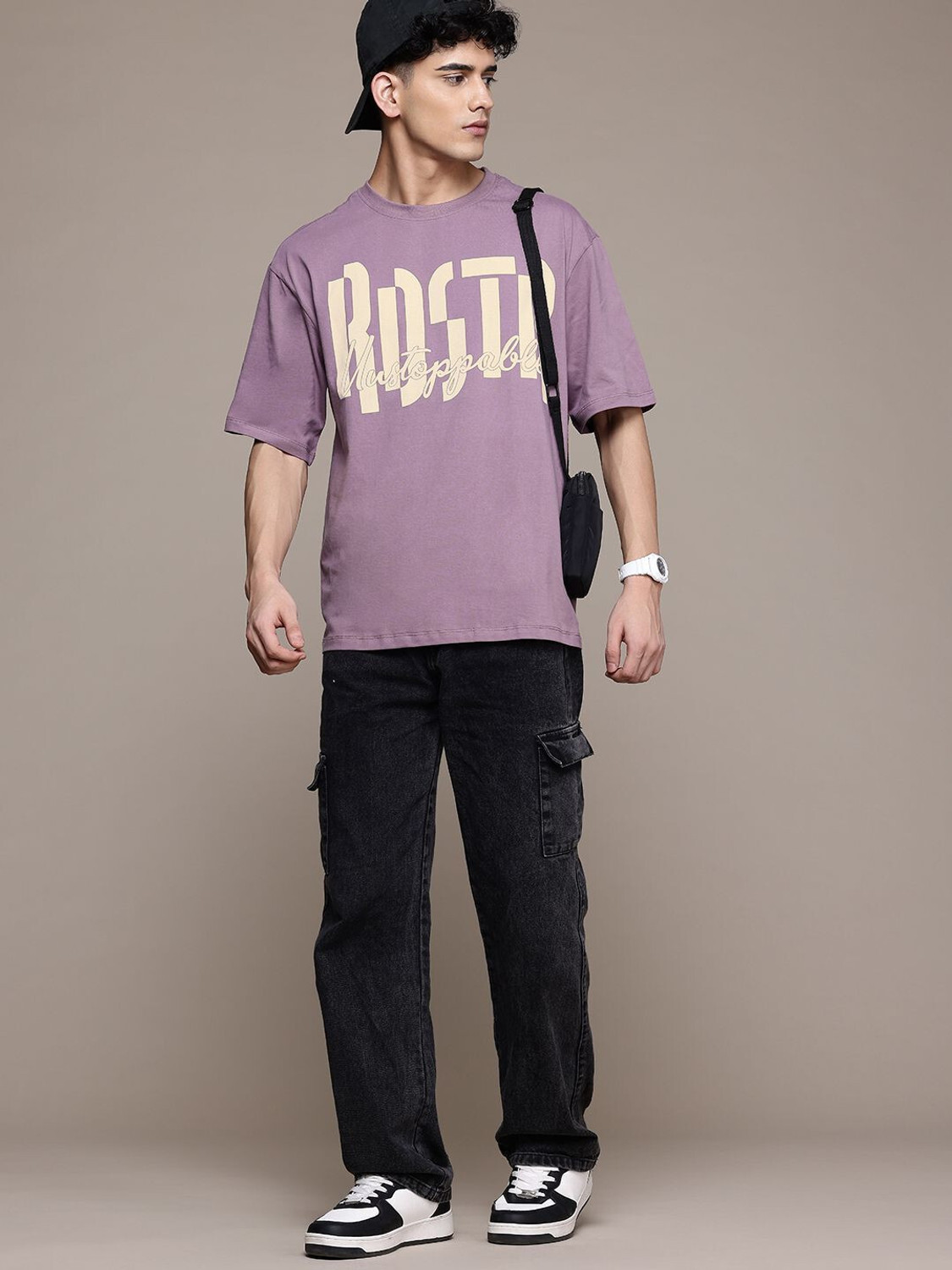 Image of Roadster Printed Men Round Neck Brown T-Shirt
