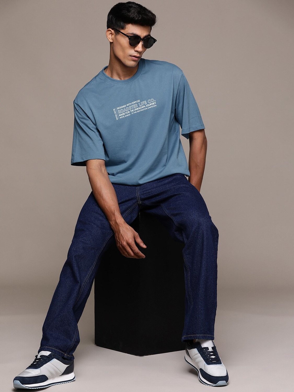 Image of Roadster Printed Men Round Neck Blue T-Shirt