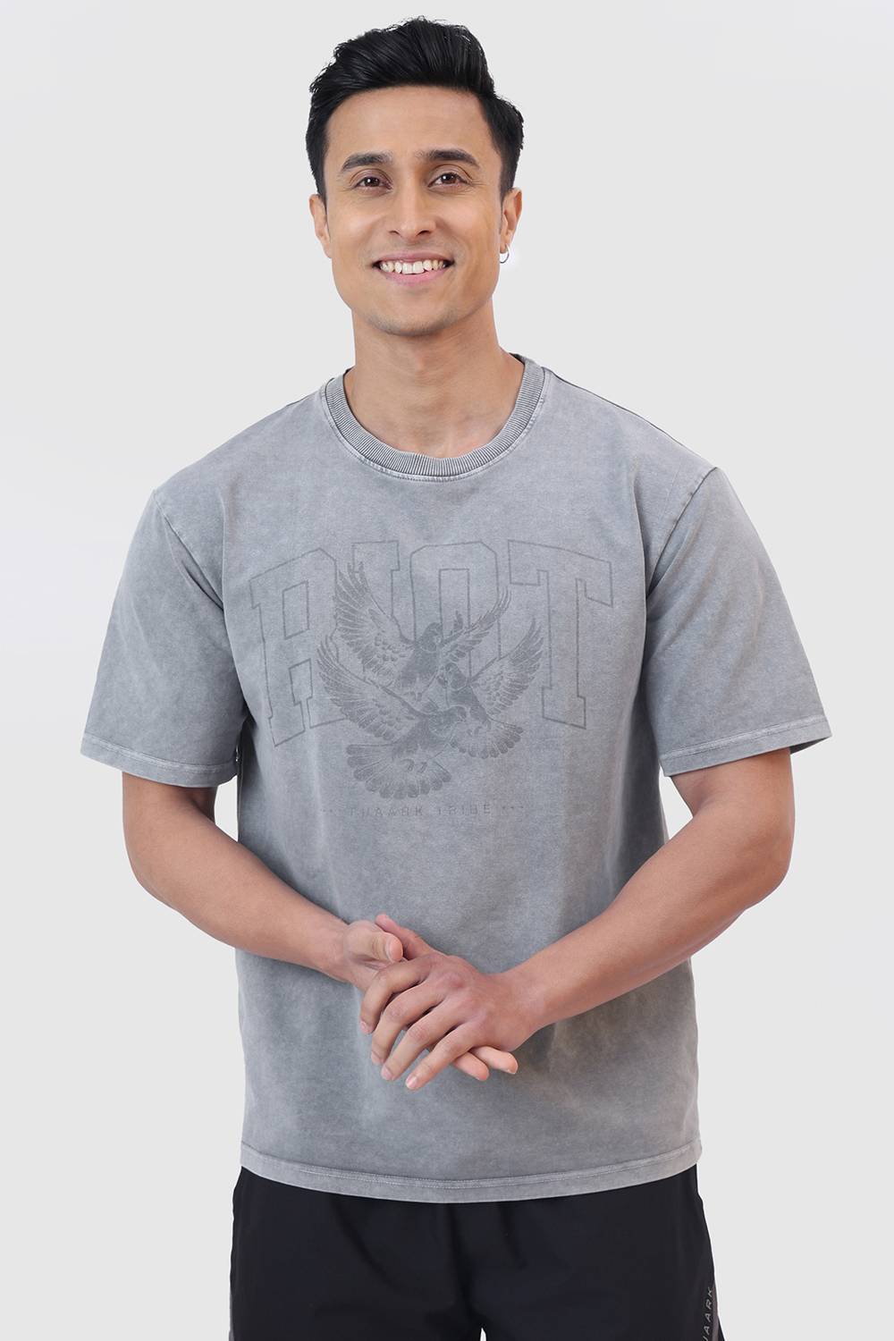 FuaarK Solid Men Grey T-Shirt - Image 1