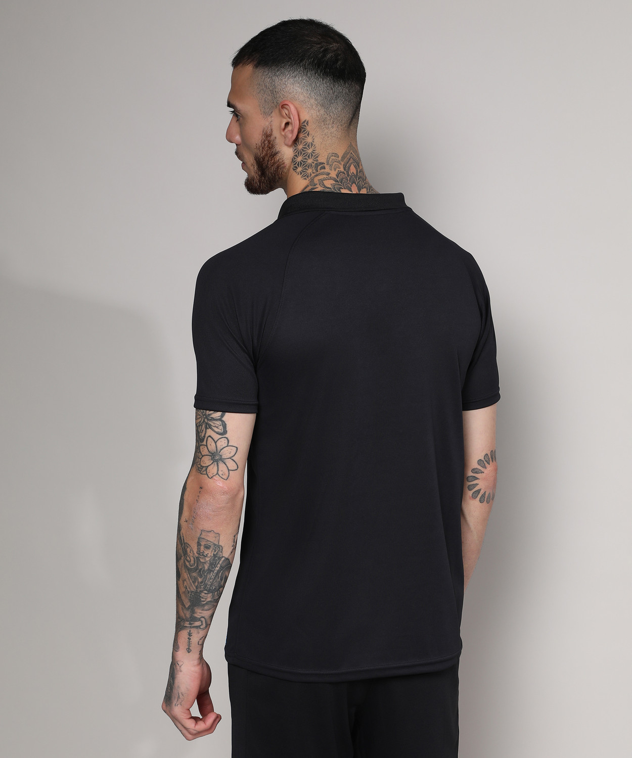 Image of CAHOOT Solid Men Polo Neck Multicolor T-Shirt