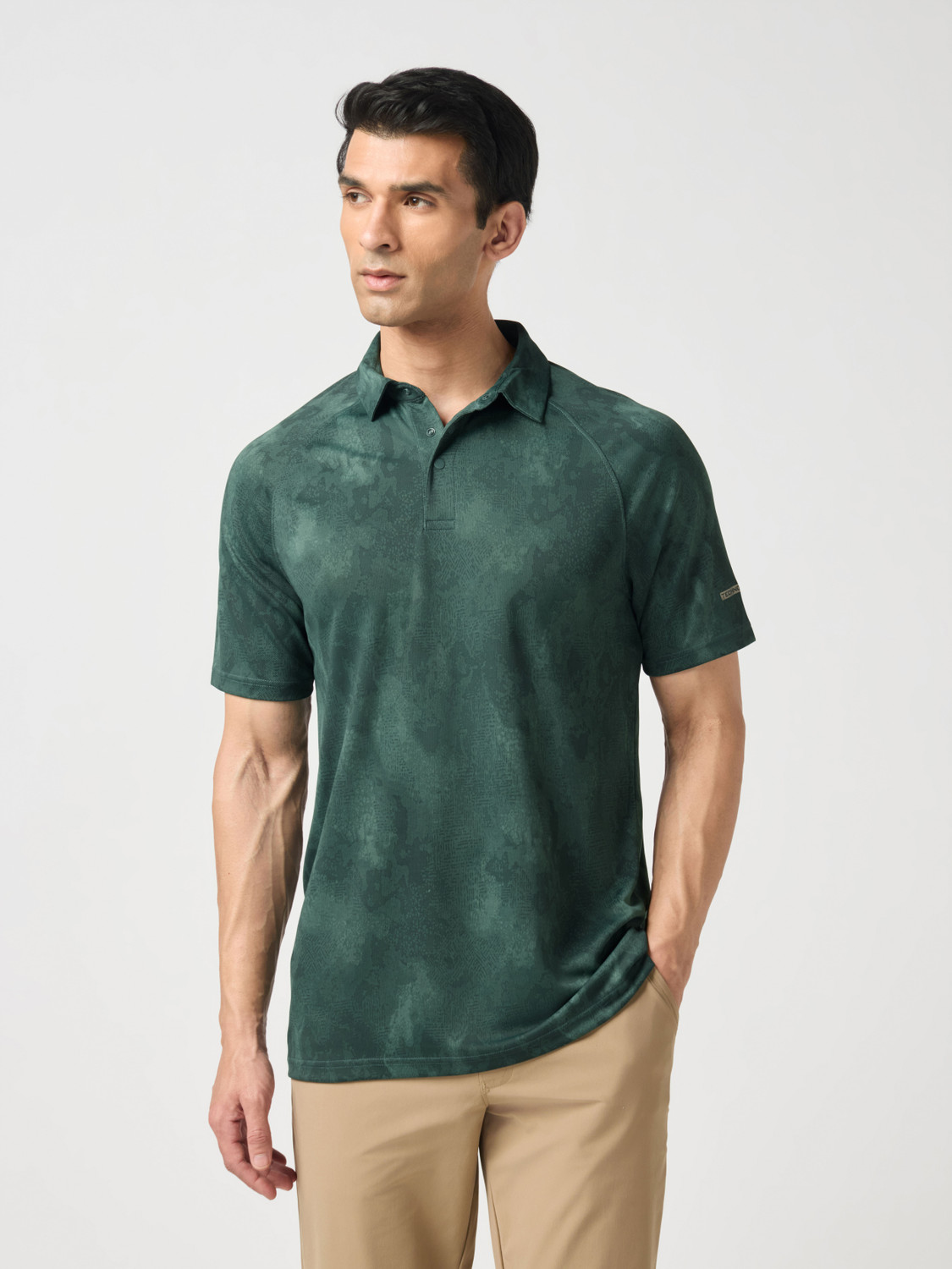 Image of TECHNOSPORT Graphic Print Men Polo Neck Green T-Shirt