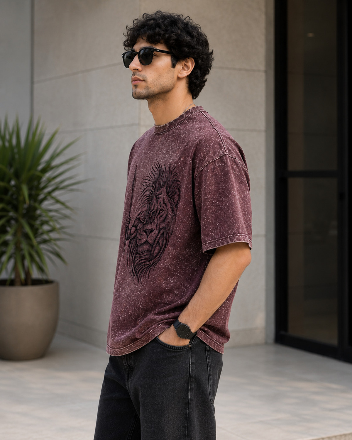 Image of Rivento Fashion Graphic Print Men Round Neck Maroon T-Shirt