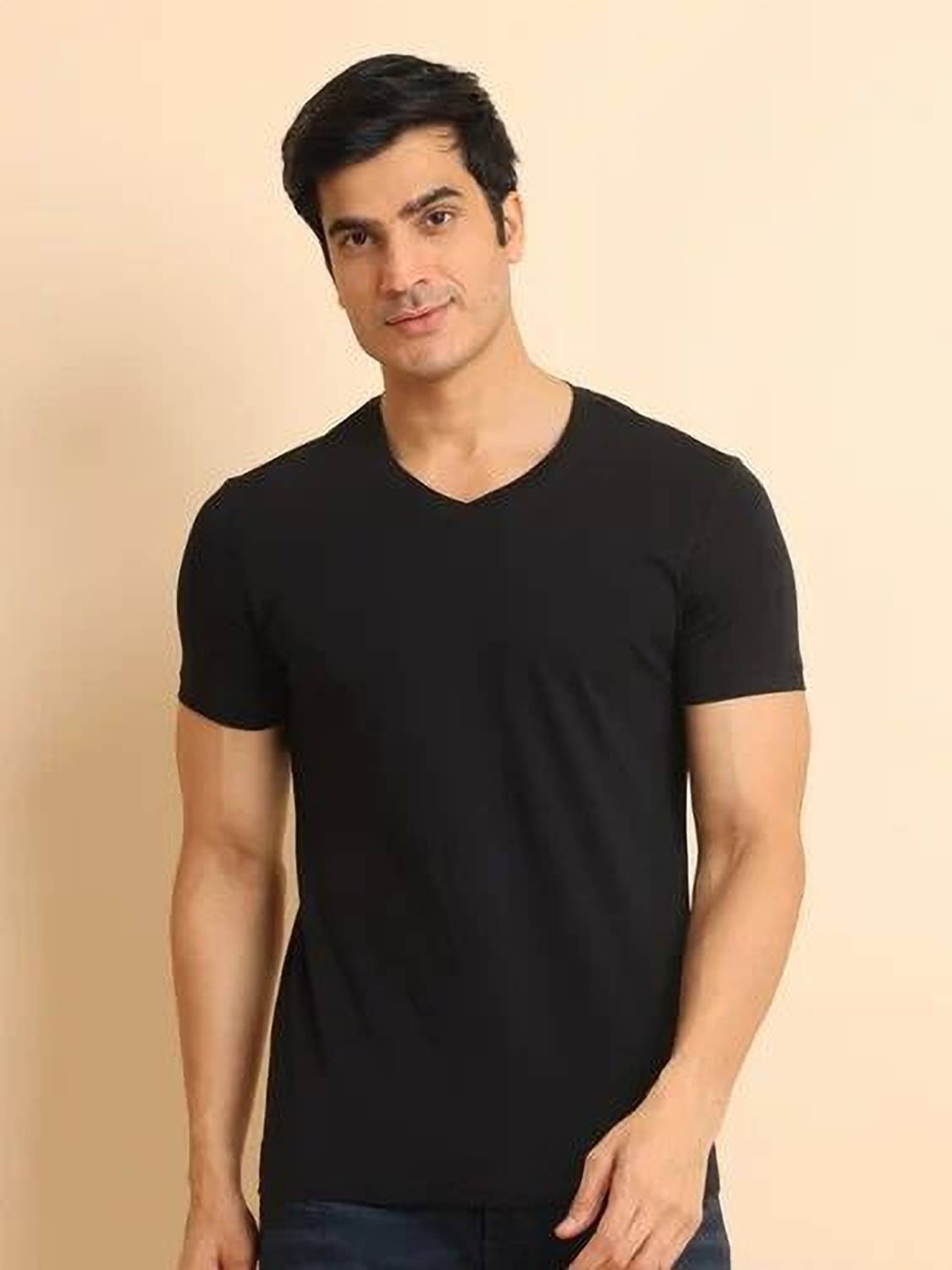 CottonCrest Men Solid V Neck Cotton Blend Black T-Shirt