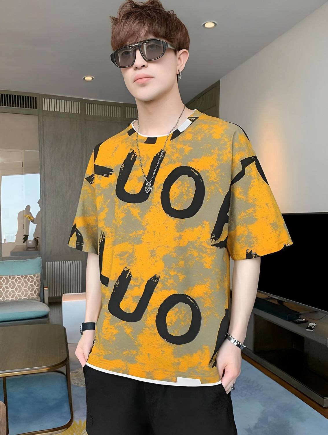 COTTONYMPERL Printed Men Round Neck Black T-Shirt