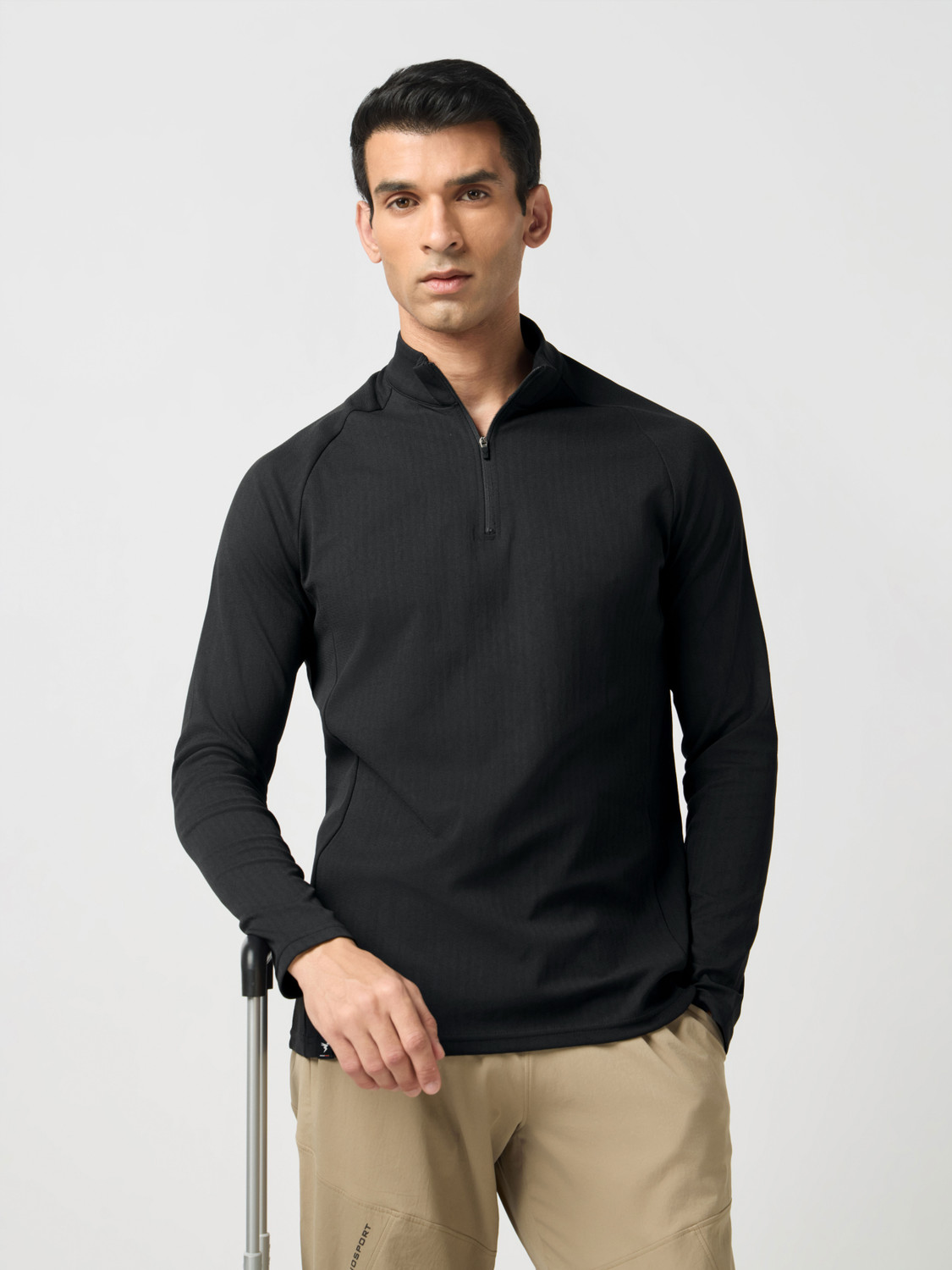 Image of TECHNOSPORT Solid Men Zip Neck Black T-Shirt