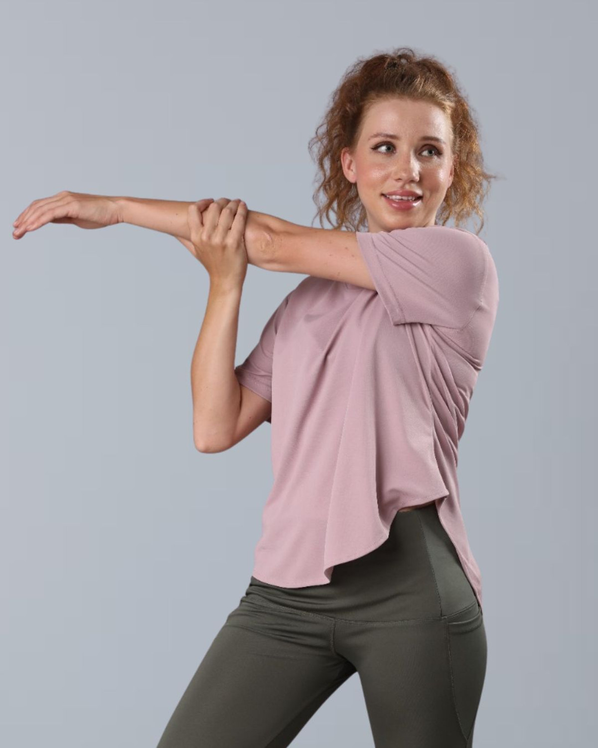 Image of MYo2 Solid Women Round Neck Pink T-Shirt