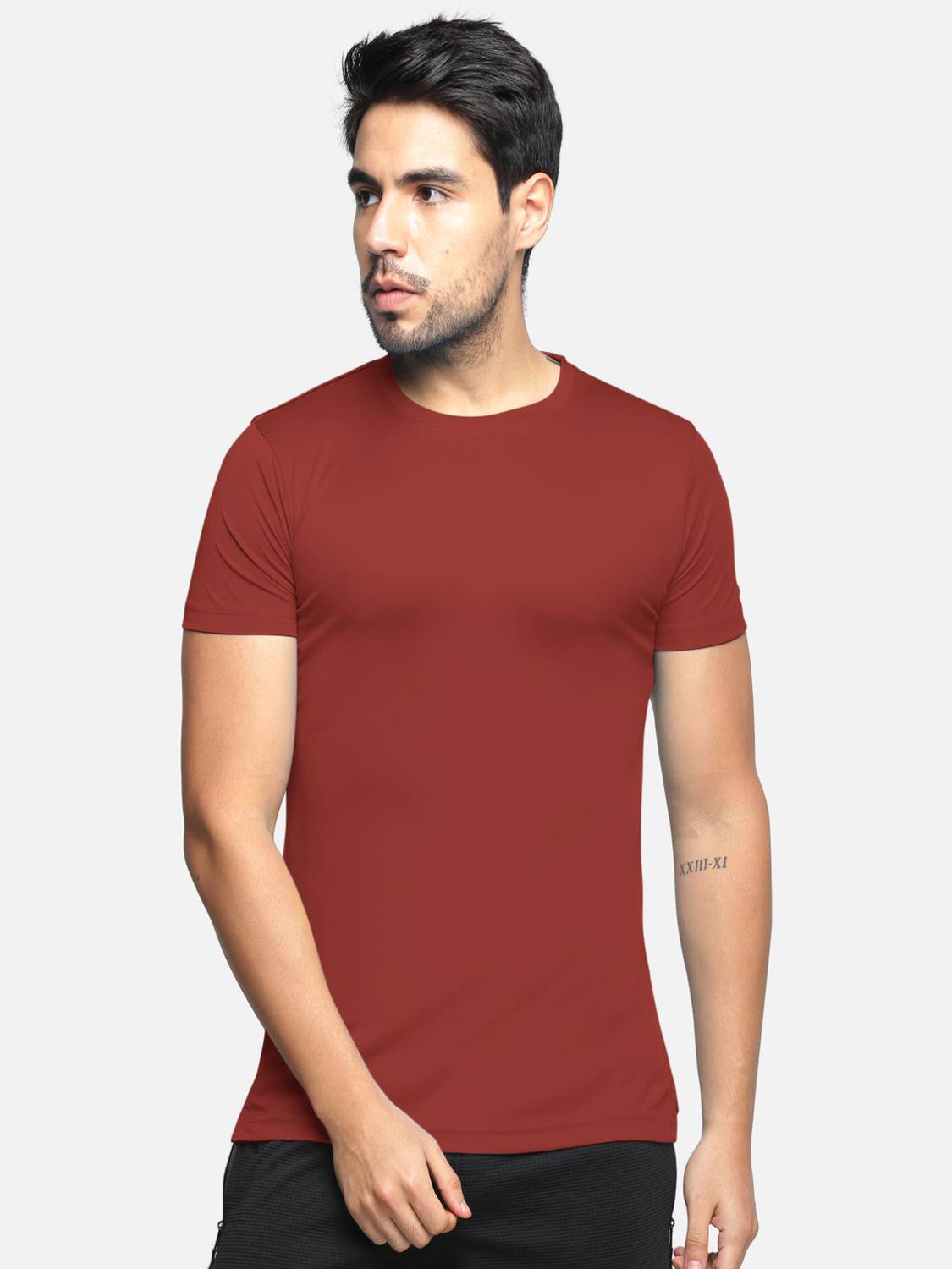 Bullmer Solid Men Round Neck Red T-Shirt