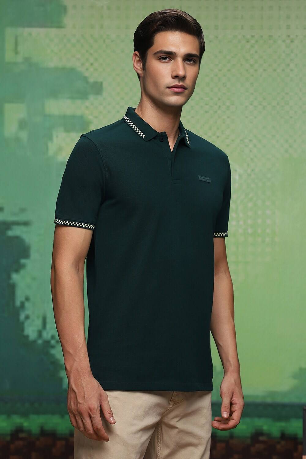 Louis Philippe Jeans Men Solid Polo Neck Pure Cotton Dark Green T