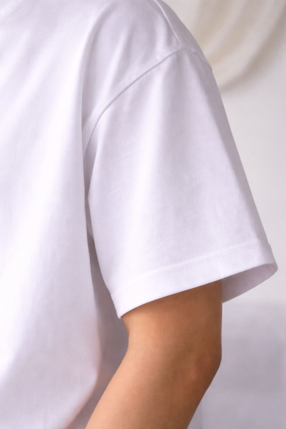 Image of PATOIS Printed Men Round Neck White T-Shirt