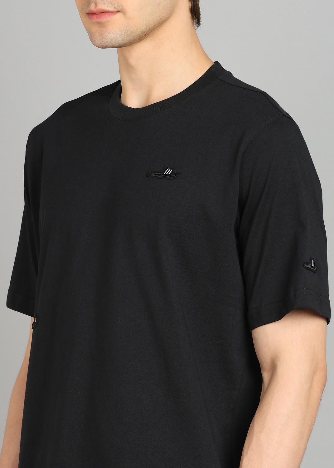 Image of ADIDAS Solid Men Round Neck Black T-Shirt