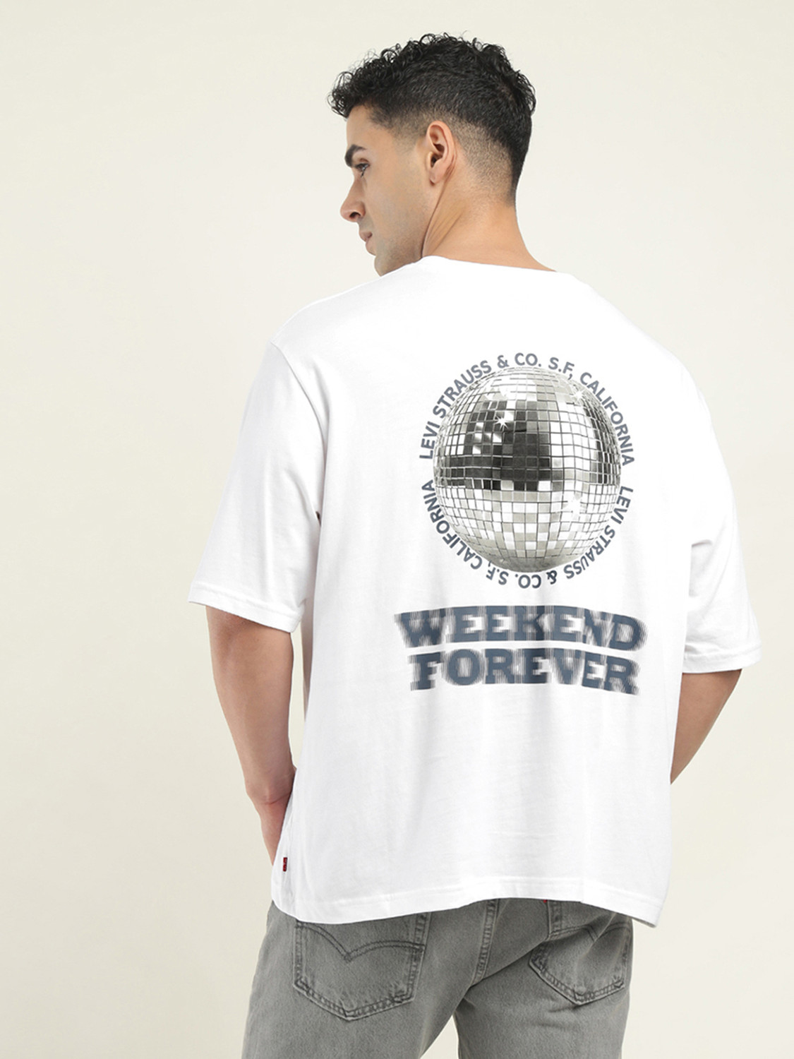 Image of LEVI'S Graphic Print Men Crew Neck White T-Shirt