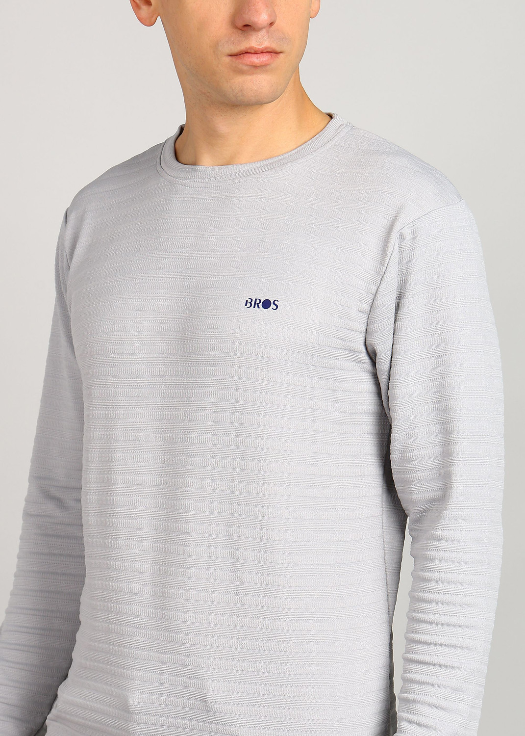 Image of 3BROS Solid Men Round Neck Grey T-Shirt