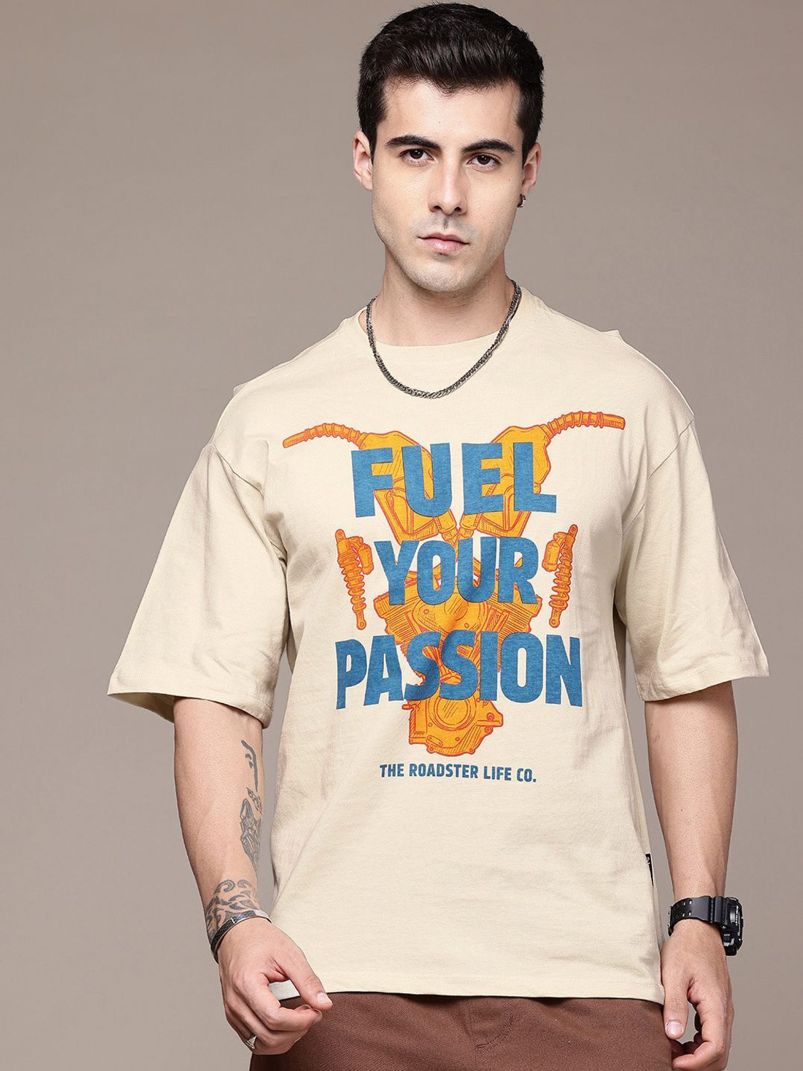 Image of Roadster Solid Men Round Neck Beige T-Shirt